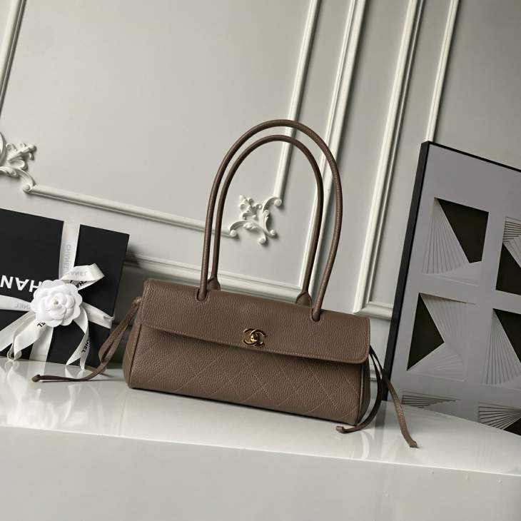 Picture of Chanel Handbags _SKUfw241654416fw